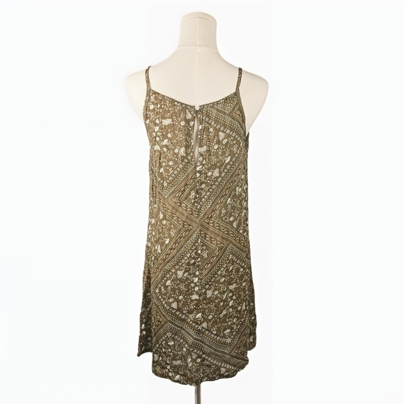 NWT Planet Gold Olive Floral Sleeveless Mini Dress S Boho Lightweight Flowy - Picture 2 of 6